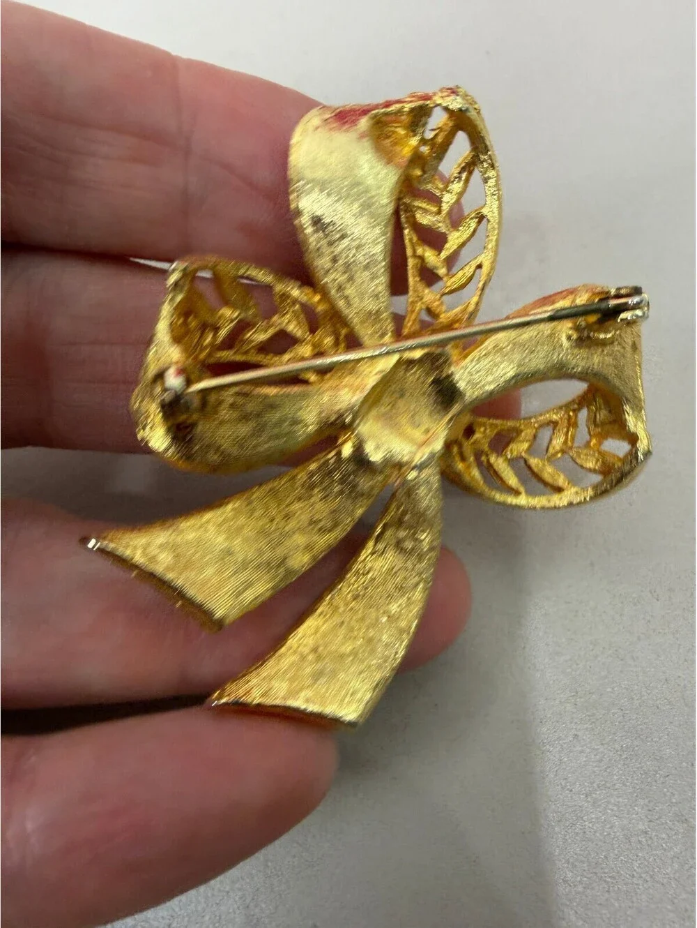 Vintage Gold Tone Bow Brooch Pin